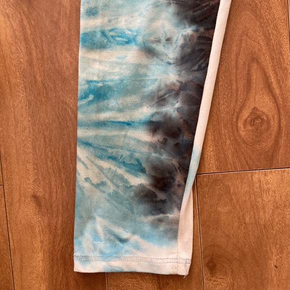AEROPOSTALE💫 Girls Tie-Dyed Logo Leggings - Picture 2 of 9
